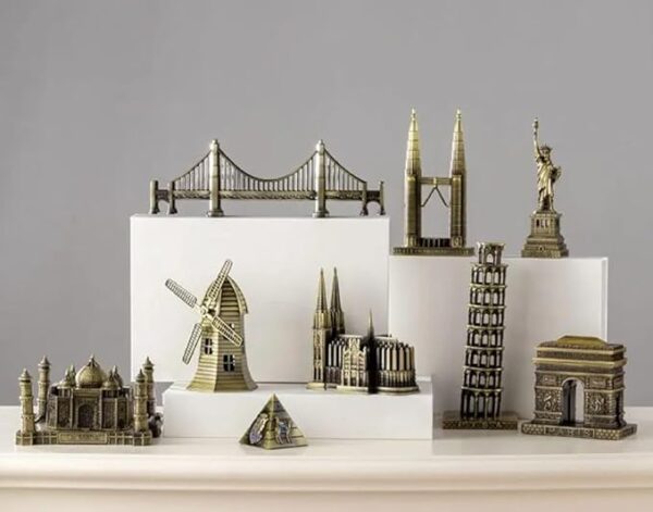 VRB Dec 1 Set for Statue Study Office Desk Decor Showpiece Gift Decoration Accessories Items Decorative Showpeice for Home (The Empire State)