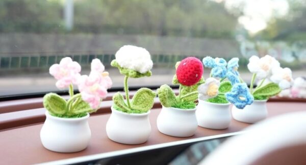 VRB Dec 1 Pcs Crochet Flowers Artificial Sunflower for Office Desk Car Dashboard Decor,Home Decoration, Office, Bedroom, Christmas Decor, Wedding (Sunflower with Daisy Pot)