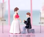 VRB Dec 2 Set Couples Miniature,Figurine,Statue for Valentine Gift, Home,Bedroom,Valentine,Gifts for Girlfriend, Living Room,Office,Restaurant Decor,Wedding,Showpiece,Gifts Figurines (Model 12)