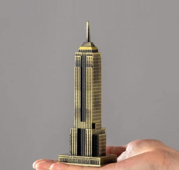 VRB Dec 1 Set for Statue Study Office Desk Decor Showpiece Gift Decoration Accessories Items Decorative Showpeice for Home (The Empire State)