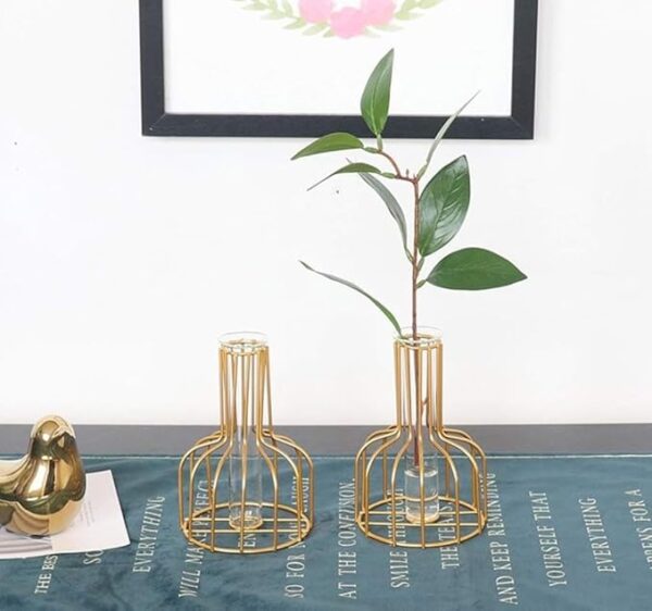 VRB Dec 1Pcs Metal Vase Aesthetic Vase, Flower Vase, Pampas Grass Vase,Vase for Flower,Vase for Plants,Vase Home Decor Centrepiece Decor for Home, Office,Living Room Decor (Design 1)
