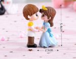 VRB Dec 2 Set Couples Miniature,Figurine,Statue for Valentine Gift, Home,Bedroom,Valentine,Gifts for Girlfriend, Living Room,Office,Restaurant Decor,Wedding,Showpiece,Gifts Figurines (Model 11)