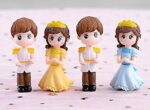 VRB Dec 2 Set Couples Miniature,Figurine,Statue for Valentine Gift, Home,Bedroom,Valentine,Gifts for Girlfriend, Living Room,Office,Restaurant Decor,Wedding,Showpiece,Gifts Figurines (Model 11)