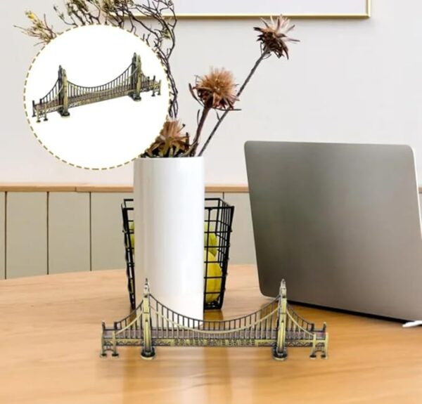 VRB Dec Brass 1 Set for Statue Study Office Desk Decor Showpiece Gift Decoration Accessories Items Decorative Showpeice for Home (London Bridge), Gold