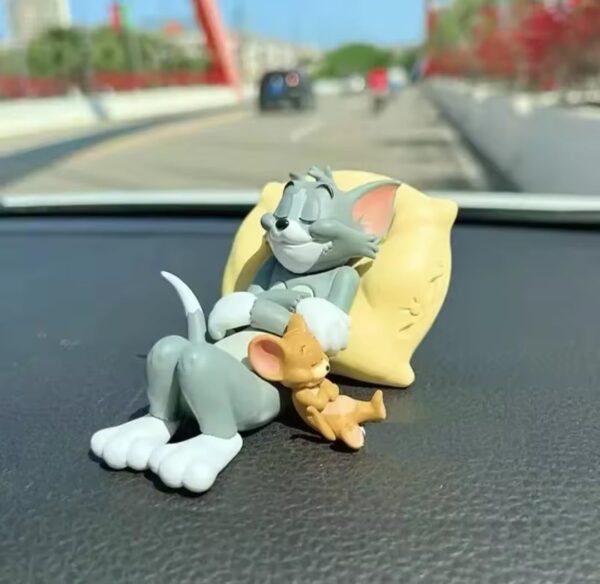 VRB Dec 1 Set Car Dashboard Decoration Items,Car Decor Accessories for Dashboard,Miniature Toys, car Accessories,car Decor/Dashboard Accessories. (Tom & Jerry Design)