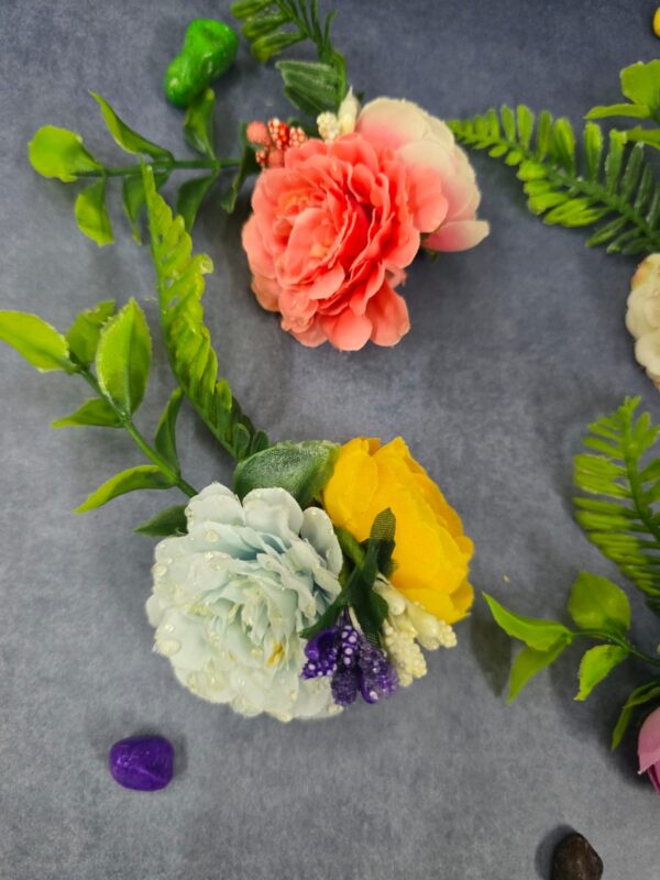 VRB Dec 6 pcs Handmade flower brooch for gift packing,wedding trousseau packing,gift packing,flowers,flower bunch for hamper,tray,gift decor.(Multicolor)