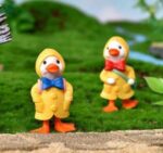 VRB Dec 4 Pcs Miniature Showpiece Set for Home Decor,Car Dashboard,Valentine,Living Room,Gifts Figurines,Cake Decoration Items,Figurines for Home Decor. (4 Pcs Duck Umbrella Miniature)