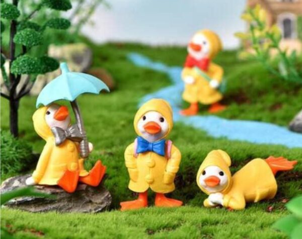 VRB Dec 4 Pcs Miniature Showpiece Set for Home Decor,Car Dashboard,Valentine,Living Room,Gifts Figurines,Cake Decoration Items,Figurines for Home Decor. (4 Pcs Duck Umbrella Miniature)