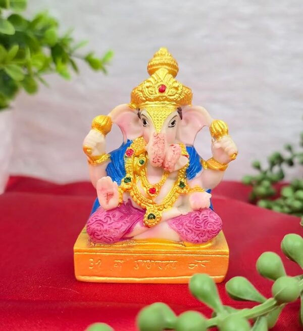VRB Dec 1 Pcs Ganesha Idol Car Dashboard Idol Ganesha Murti Ganpati Idol for Home Decor Statue Gift for Office Desk Puja Room Figurine Office Desk, House Warming.